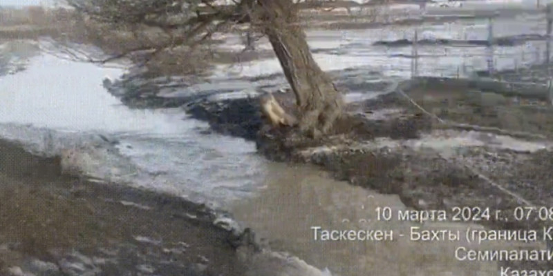 Абай облысында қар еріп, жолды су басқан