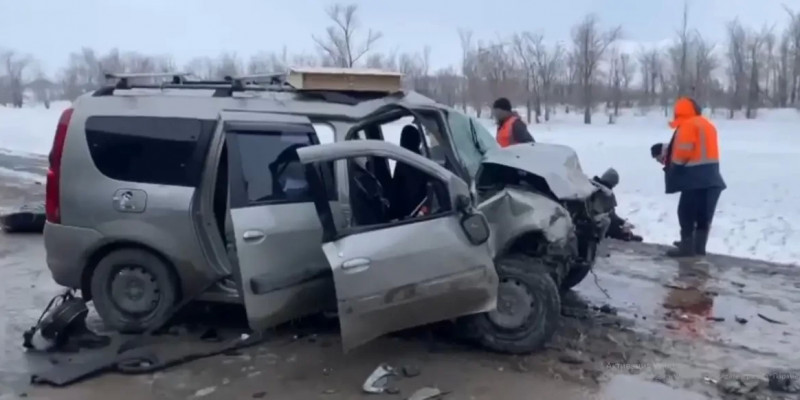 Ақтөбеде екі көлік соқтығысып, 8 адам зардап шекті