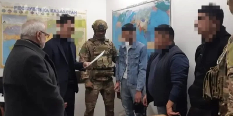 Ауғанстан азаматтары қазақстандық шенеунікке пара берген