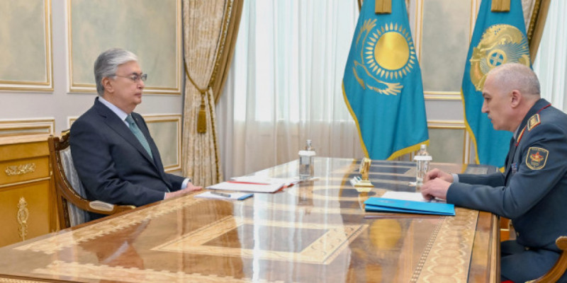 Президент Қорғаныс министрін қабылдады