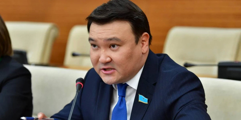 "Қауіп сейілді деуге ерте, СҚО, Павлодар, ШҚО тұр": Депутат Үкіметтің уәдесі көлкіп суға кеткенін айтты