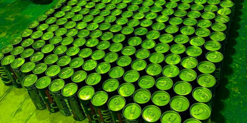 Шымкентте «Cola» сусынының құрамынан 90 литрден астам еріген есірткі табылды