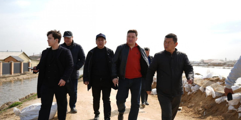 Депутаттар үлкен нөпірмен су келе жатқанына алаңдаулы