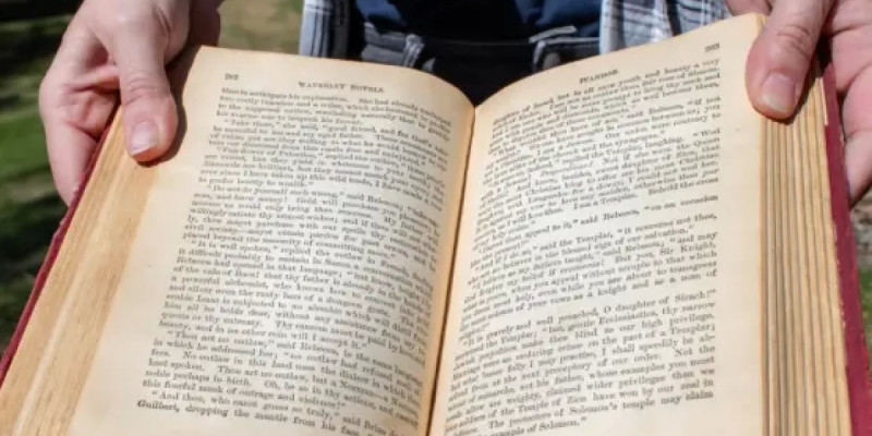 1919 жылы оқуға алған: Тапсыру мерзімі өтіп кеткен кітап 105 жылдан кейін кітапханаға қайтарылды