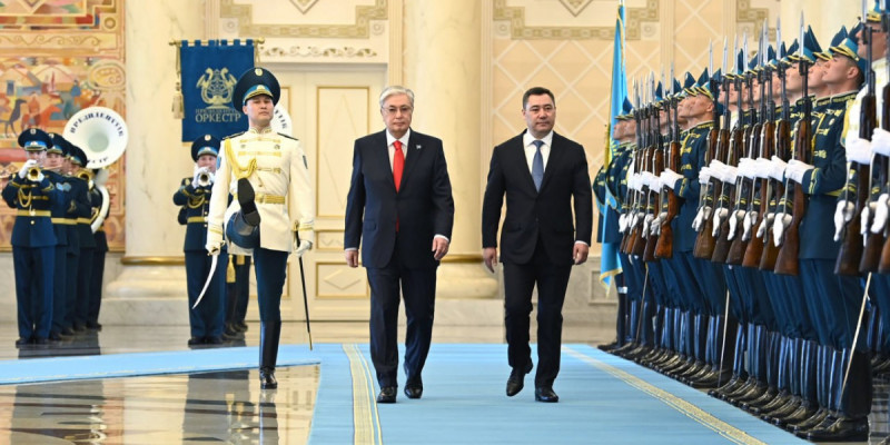 Мемлекет басшысы Ақордада Садыр Жапаровты қарсы алды