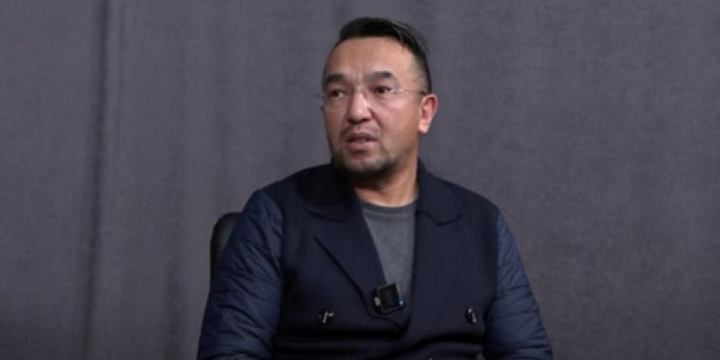 «Оған сендер кінәлісіңдер»: Әнші Нұрлан Албан ер-жігіттерге үндеу жасады