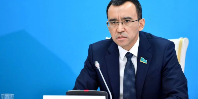 Мәулен Әшімбаев: Отанды қорғау – бәрімізге ортақ қастерлі парыз