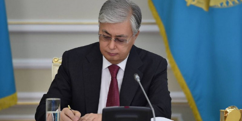 Президент «Экономиканы ырықтандыру жөніндегі шаралар туралы» Жарлыққа қол қойды