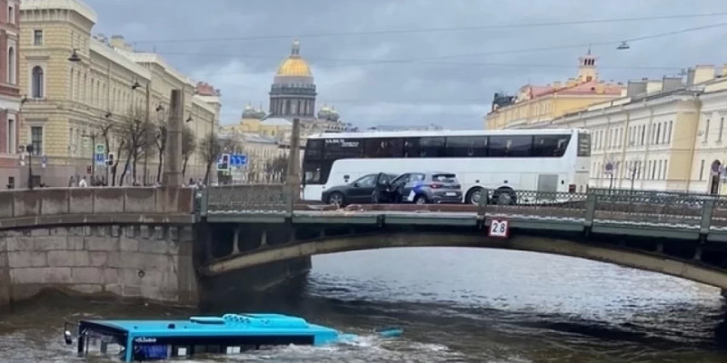 Ресейдегі автобус апаты: Жүргізуші қамауға алынды