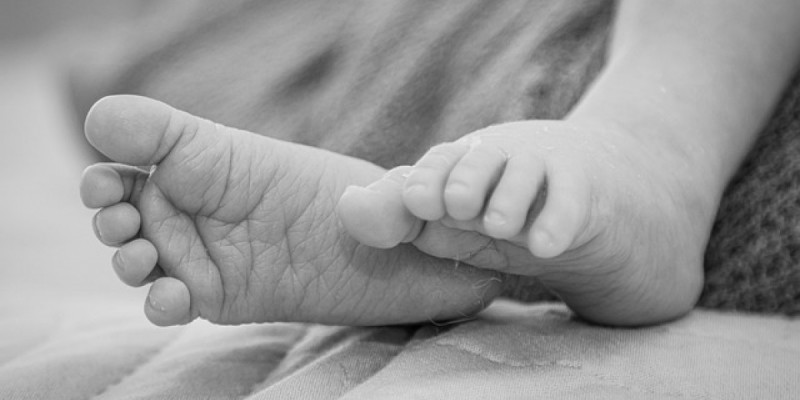 Павлодар облысында сегіз айлық баласын аштан өлтірген әйелге үкім шықты
