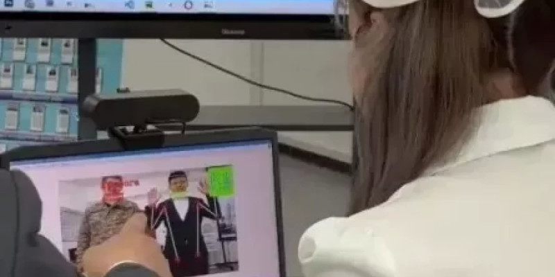 Қауіп төнсе хабардар етеді: Ақтөбелік оқушы балаларға арналған қосымша ойлап тапты