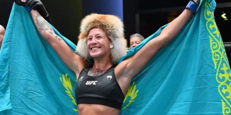 "Көрінген жерде тұрып жатырмын": UFC-дегі жалғыз қазақстандық қыз көпшіліктен көмек сұрады