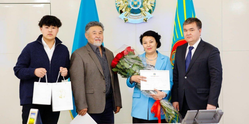 5 жастағы баланы құтқарып қалған астаналық оқушы марапатталды