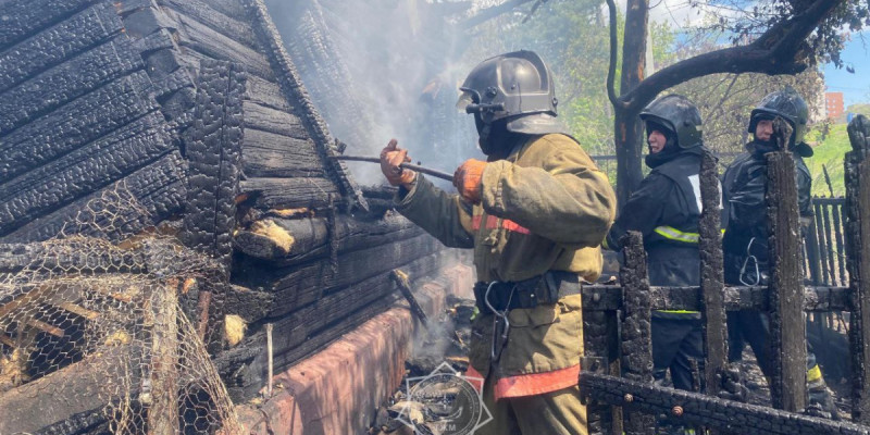 Петропавлда жер үй өртеніп, бір адам ауруханаға жеткізілді