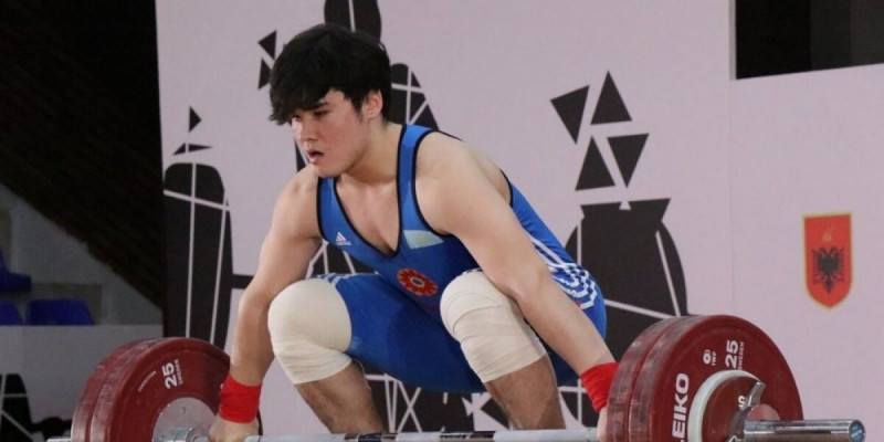 Нұрдос Сабыр ауыр атлетикадан жасөспірімдер арасында әлем чемпионы атанды