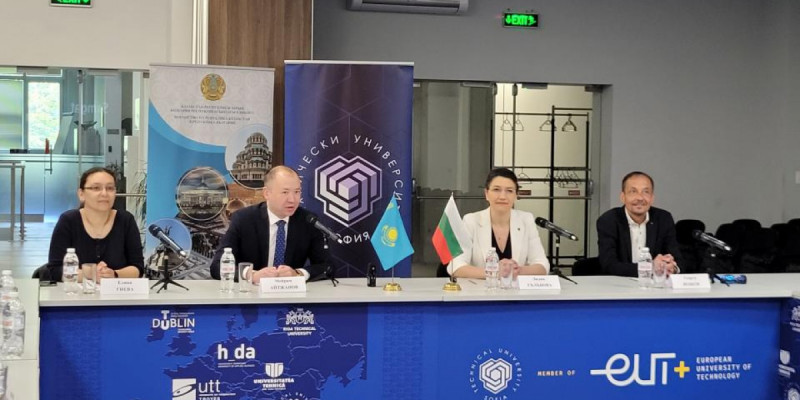 Болгарияда Қаныш Сәтбаевтың 125 жылдығына арналған халықаралық конференция өтті