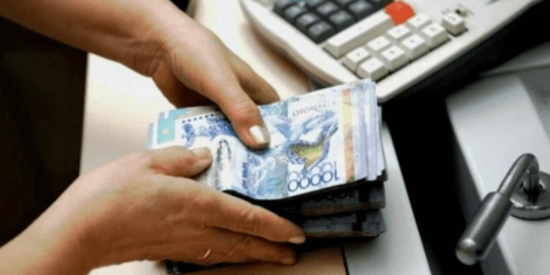 БҚО-да әкімдік есепшісі бюджет қаражатын жымқырғаны үшін сотталды