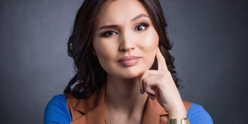 «Неге әлі ат мініп, жайлауда шапқылап жүр»: Жұлдыз Әбдікәрімова қазақ әдебиетін сынға алды