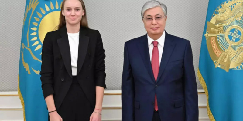 Президент Елена Рыбакинаны құттықтады