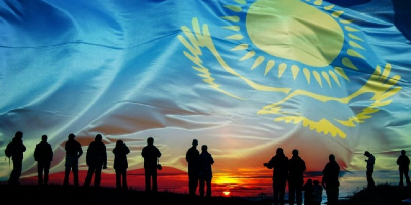 Кеңестік дәуір қысымы құндылықты құртудан басталды