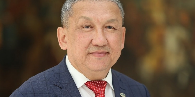 «Ой ұшқындарын өлеңдей өрнектеп қағазға түсіру де – ғанибет»