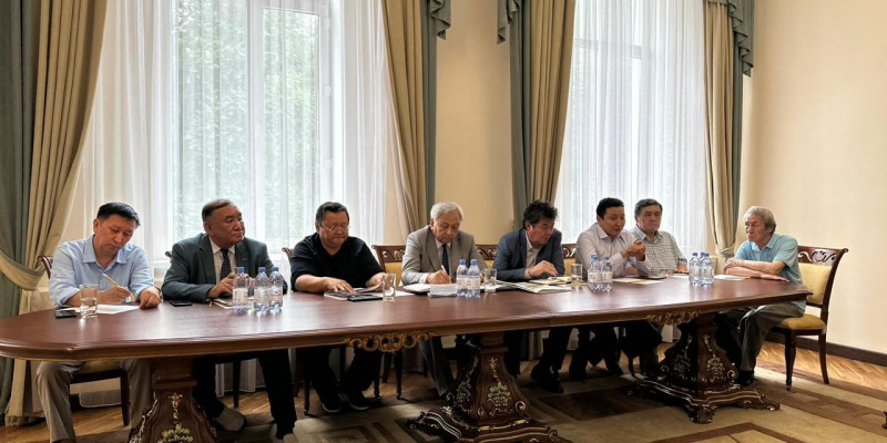 Жазушылар одағының жаңа жобалары