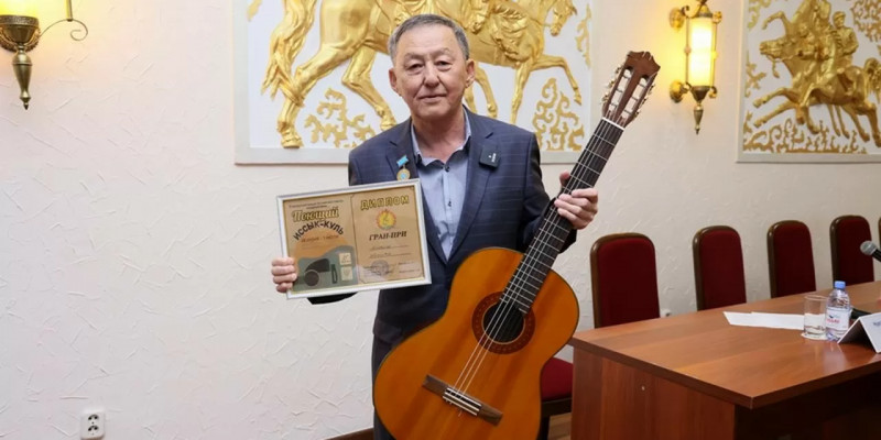 Қарағандылық ақын халықаралық фестивальде гран-при жеңіп алды