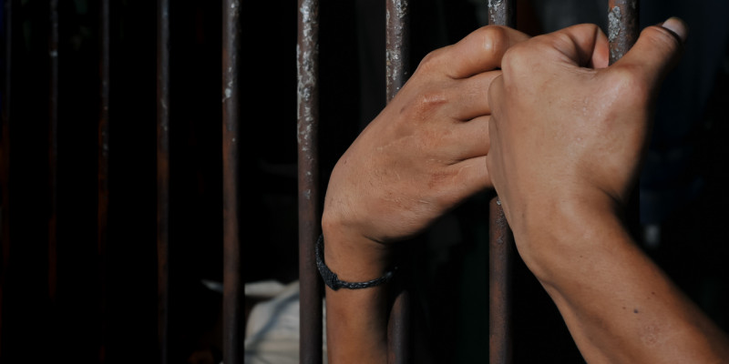 Атырауда 17 жастағы бозбаланы ұрып өлтірген тұрғын қамалды