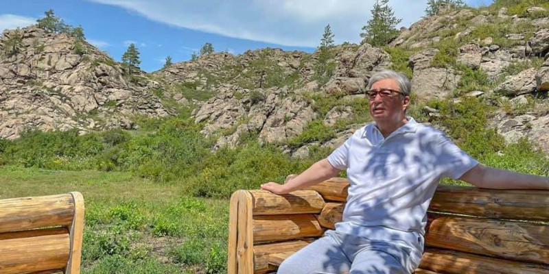 Президент қысқа мерзімді еңбек демалысына шықты
