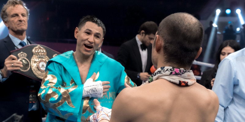 Кәсіпқой боксшы Жанқош Тұраров екі бірдей чемпиондық атағын қорғайды