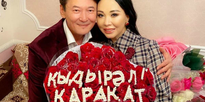 Қыдырәлі мен Қарақат «күміс тойға» жетті