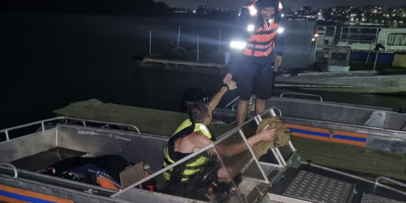Павлодарда мас адам өзенге құлап кетті