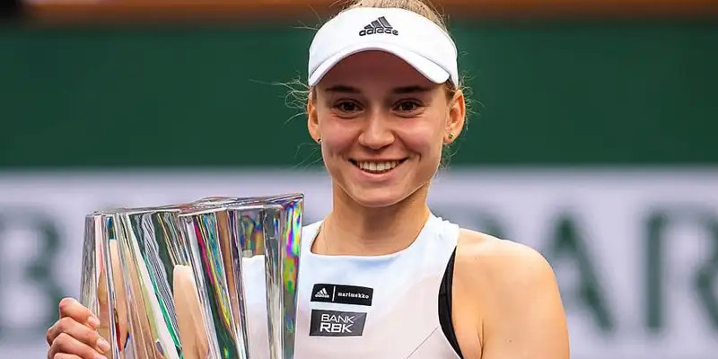 Елена Рыбакина бапкерімен қоштасқанын мәлімдеді