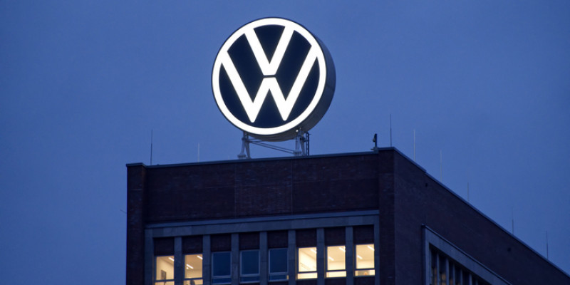 "Қытай көліктерімен бәсекелесу қиындап барады": Volkswagen Германиядағы зауыттарын жабуды қарастырып жатыр