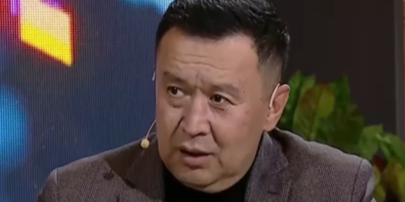 «Тойына шақырған жоқ»: Сәбит Әбдіхалықов тұрмысқа шыққан Айгүл Иманбаева туралы айтты