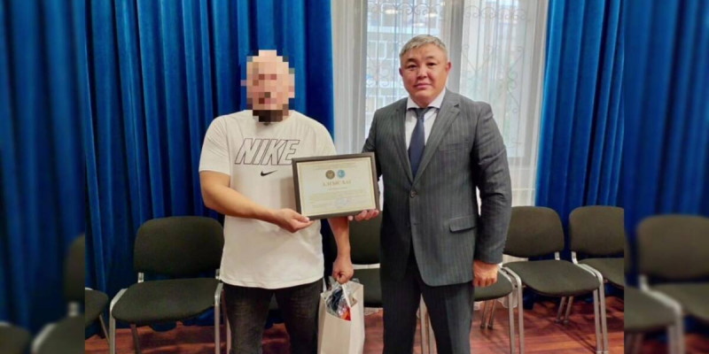 Елордалық тұрғын полицияға қылмыскерді ұстап берген