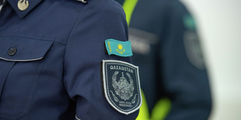 Ақтөбеде тұрғын полицей киімін киіп, жұртты тонаған