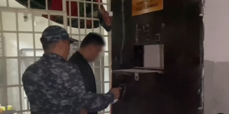 Шымкенттік алаяқ науқас балалардың суретін пайдаланып, 32 млн теңге тапқан