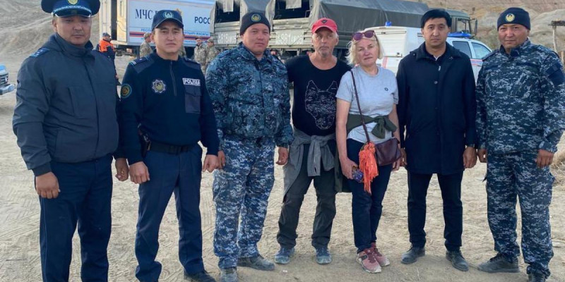 Полицейлер тауда жоғалып кеткен Латвия азаматтарын тапты