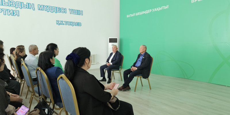 Қызылорда оқытушылары атом энергиясының қажеттілігін талқылады