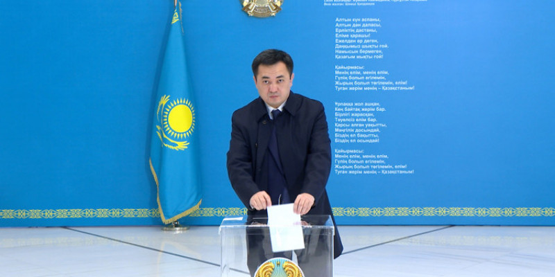 Айбек Дәдебай референдумда дауыс берді