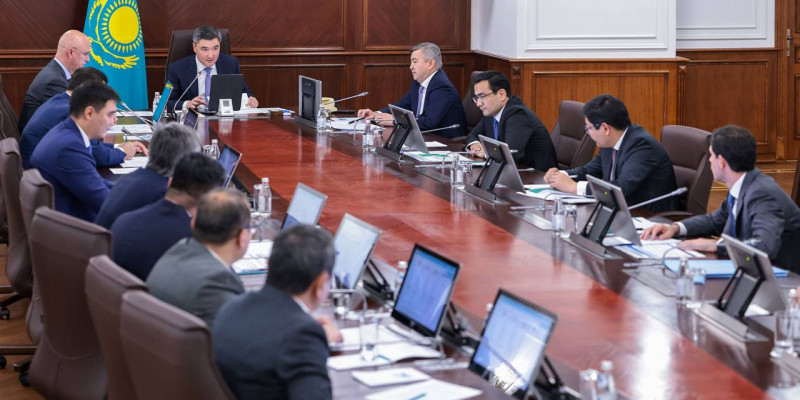 Олжас Бектенов экспортқа қатысты кеңес өткізді