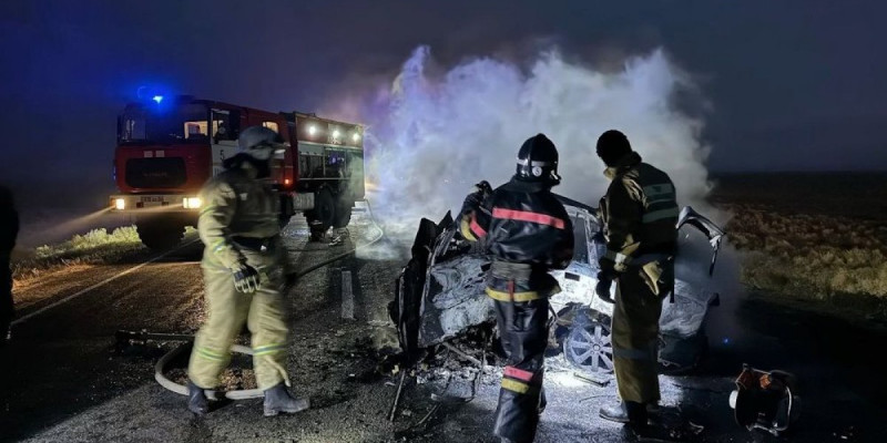 Атырау облысында жол апаты болып, төрт адам жанып кетті