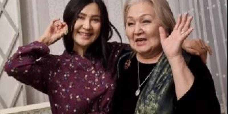 «Жұғысты болсын»: Лидия Каденова Меруерт Түсіпбаева сырғасын шешіп берді