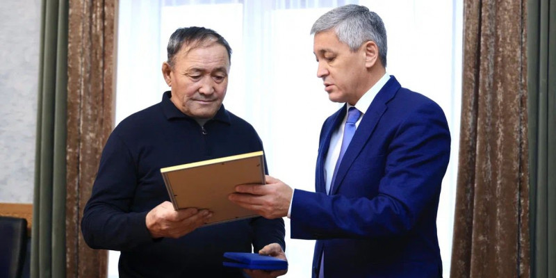 Қарқаралыда қаза тапқан өрт сөндіруші «Ерлігі үшін» медалімен марапатталды