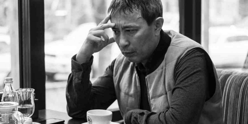 «Қоянбаевтың киноларына бармаңдар»: режиссер Ермек Тұрсынов жастарға кеңес берді