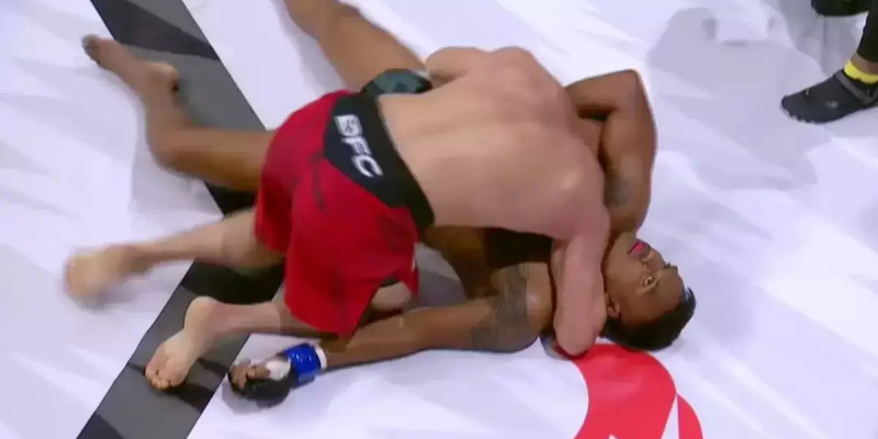 Елімізде өткен MMA турнирінде адам өле жаздады