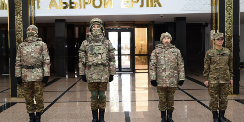 Әскери қызметшілердің киім үлгісі өзгерді