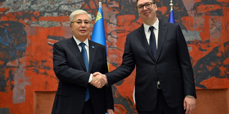 Тоқаев Сербия президентімен шағын құрамда келіссөз жүргізді