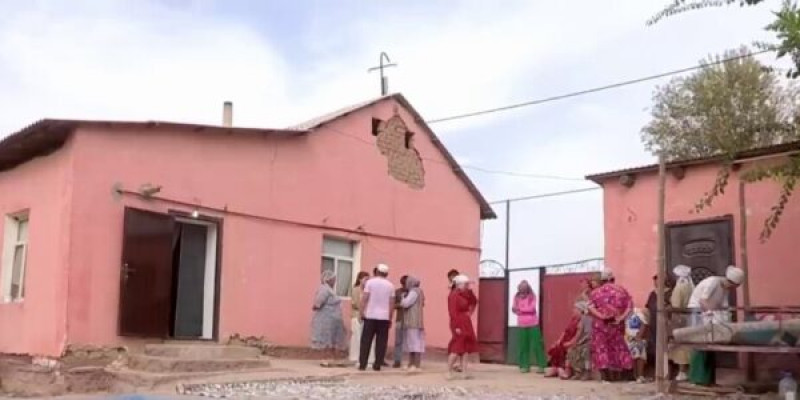 Оқушы қыз бен анасын ұрып өлтірген экс-мұғалімнің ісі ашық сотта қаралады